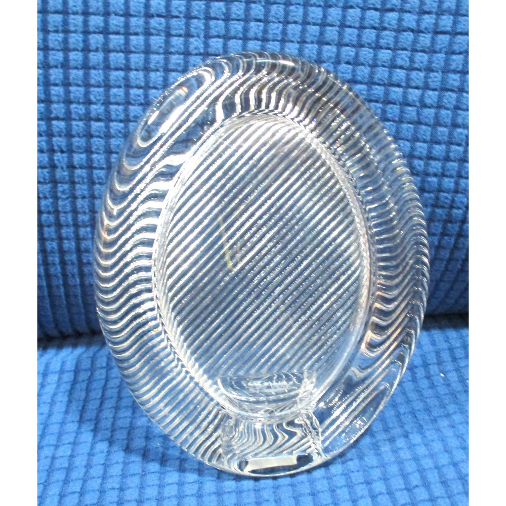 Mikasa Crystal Oval Picture Frame Ribbed Wavy Glass Made in Japan Clear 6 in